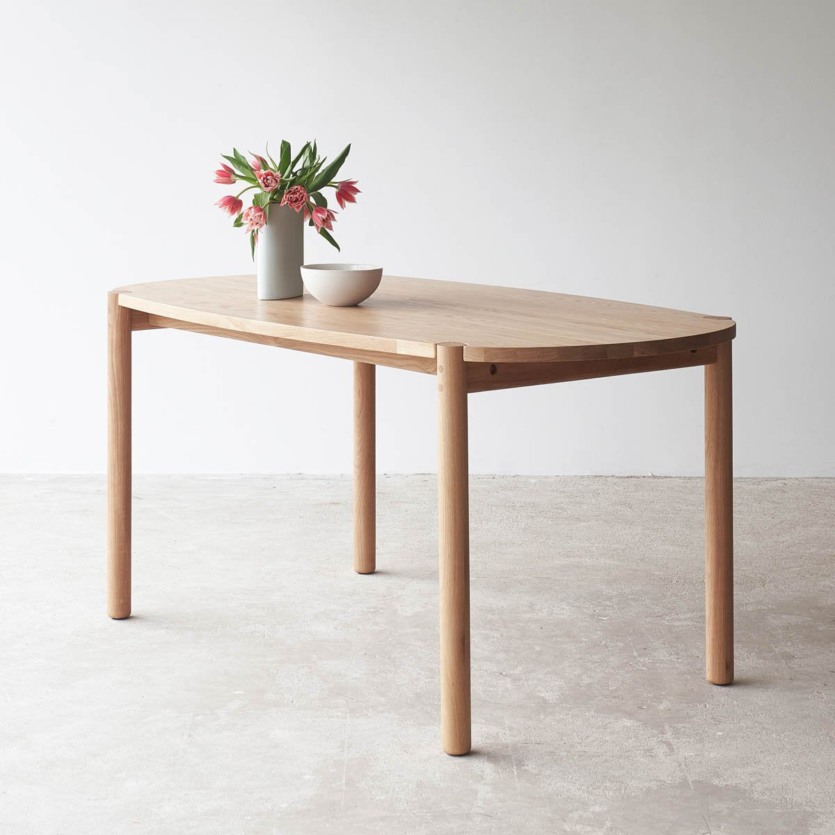 COVE TABLE